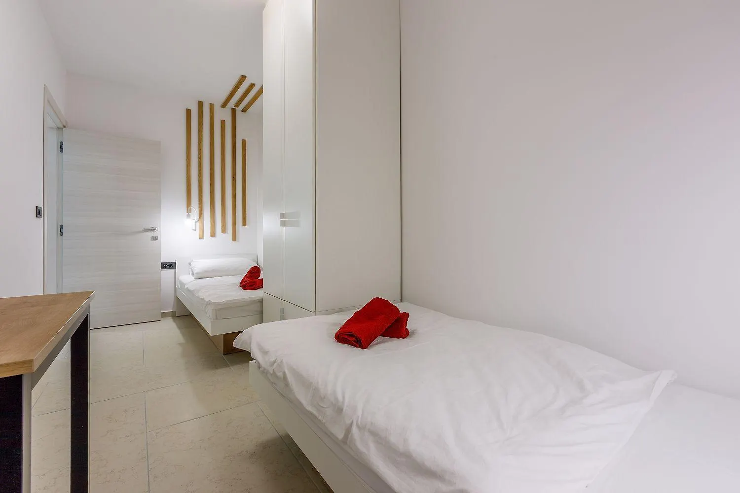 Malerisches Apartment Nur 500 Meter Zum Strand Mit Pool, Gym, Sauna Crikvenica 0*,  Croatia