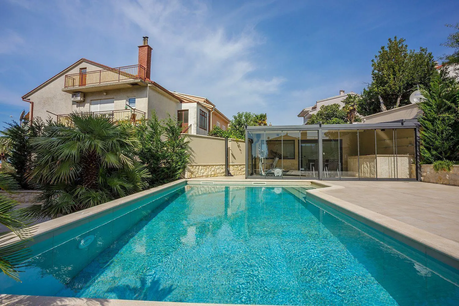 Malerisches Apartment Nur 500 Meter Zum Strand Mit Pool, Gym, Sauna Crikvenica